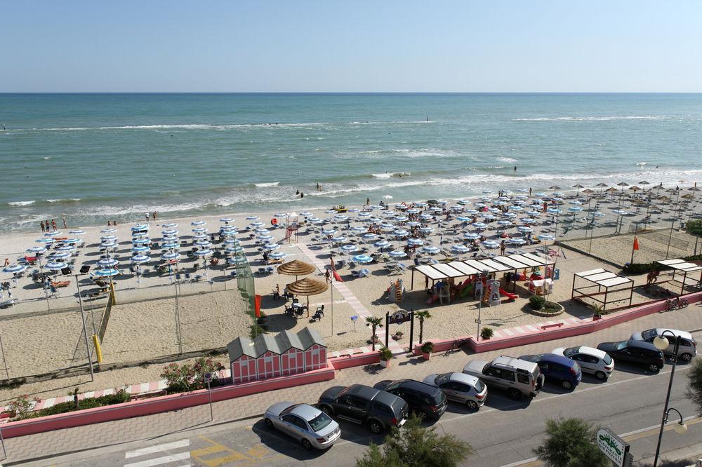 Abbazia Club Hotel Marotta Exterior photo